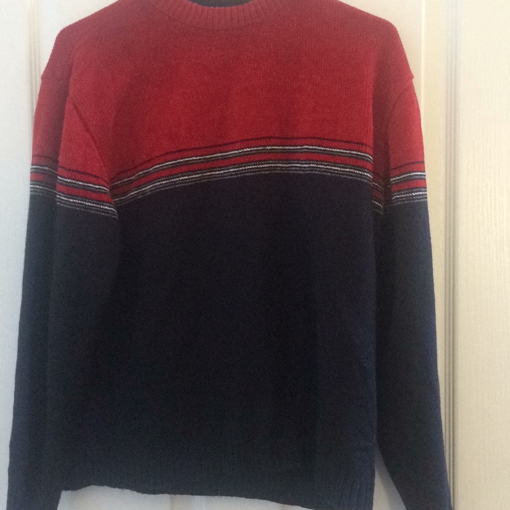 FINAL MARKDOWN Ladies’ xg Chenille Sweater (XL)